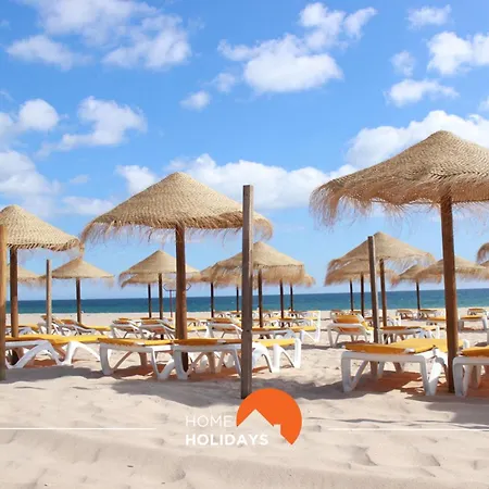 #200 Panoramic Flat By Holidays *