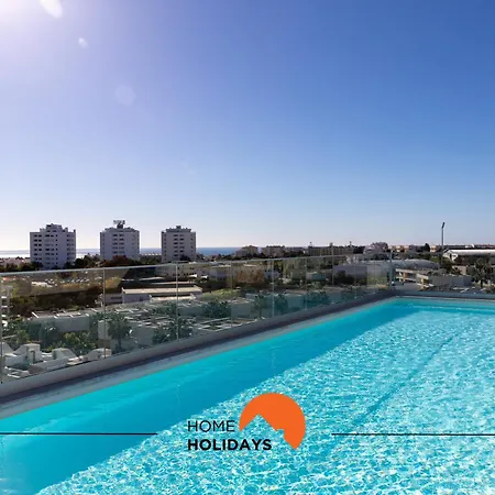 #200 Panoramic Flat By Holidays *