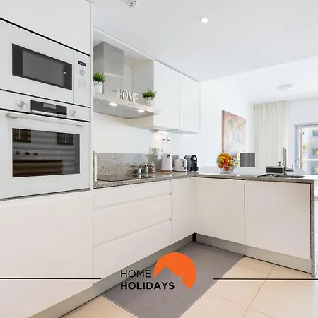 #200 Panoramic Flat By Holidays דירה