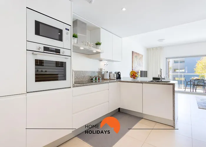 #200 Panoramic Flat By Holidays Apartment